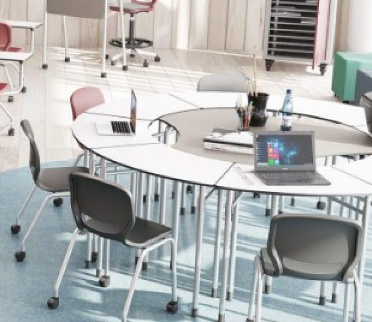 assises et chaises eleves